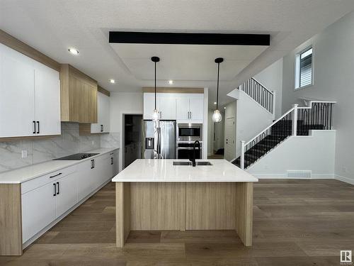 18216 94 Street, Edmonton, AB - Indoor Photo Showing Kitchen With Upgraded Kitchen