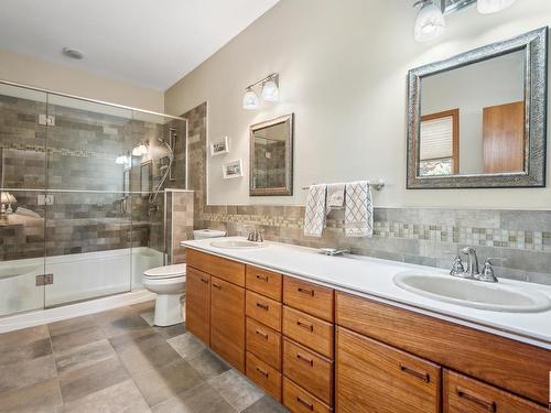 1040 50242 Rge Road 244 A, Rural Leduc County, AB - Indoor Photo Showing Bathroom