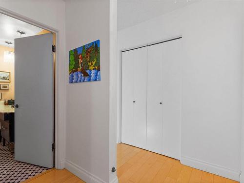 605 12207 Jasper Avenue, Edmonton, AB - Indoor Photo Showing Other Room