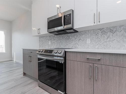 101 Edgefield Way, St. Albert, AB - Indoor Photo Showing Kitchen