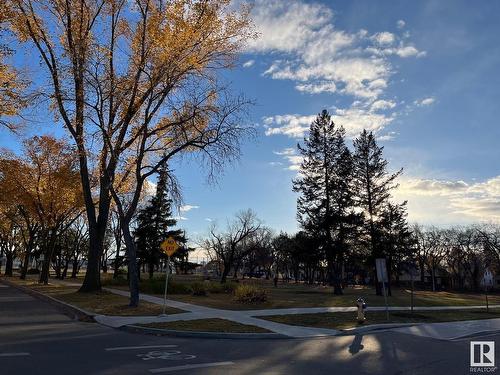 11911 77 Street, Edmonton, AB - Outdoor With View