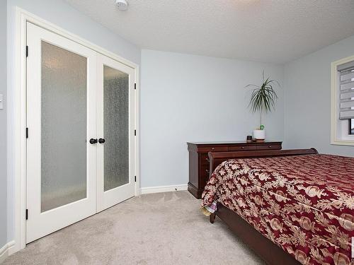 2212 Casey Crescent, Edmonton, AB - Indoor Photo Showing Bedroom