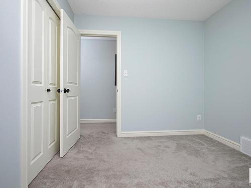 2212 Casey Crescent, Edmonton, AB - Indoor Photo Showing Other Room