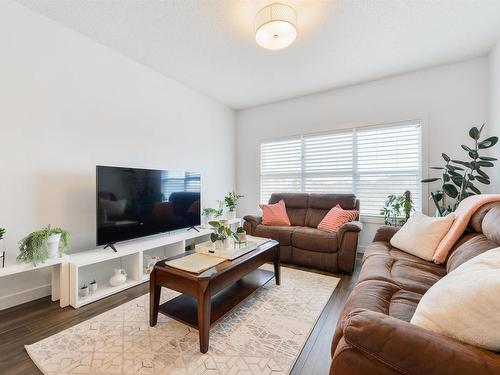 39 Joyal Way, St. Albert, AB - Indoor Photo Showing Living Room