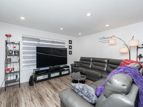 2 11903 63 Street Nw, Edmonton, AB - Indoor Photo Showing Living Room