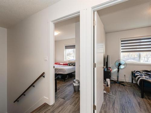 2 11903 63 Street Nw, Edmonton, AB - Indoor