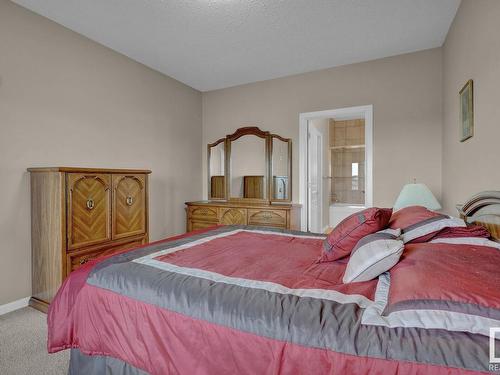 416 160 Magrath Road, Edmonton, AB - Indoor Photo Showing Bedroom