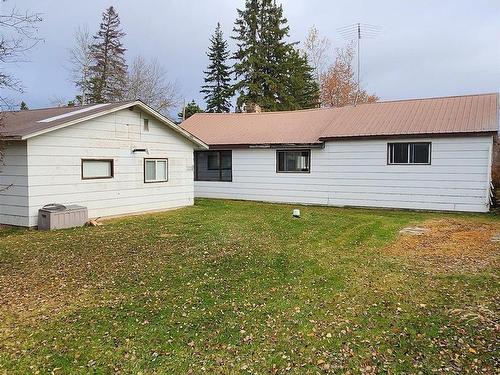 402 1St Av, Rural Wetaskiwin County, AB 