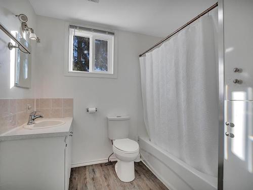 115 54126 Rge Road 30, Rural Lac Ste. Anne County, AB - Indoor Photo Showing Bathroom