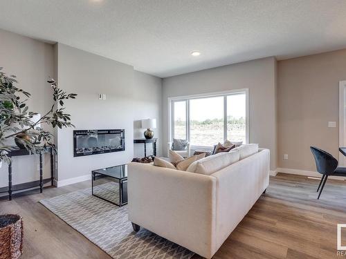 29 Waverly Way, Fort Saskatchewan, AB - Indoor Photo Showing Living Room With Fireplace