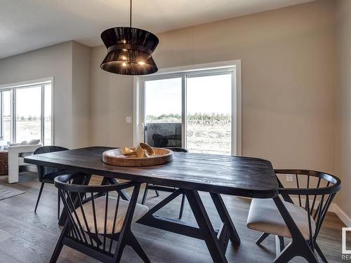 29 Waverly Way, Fort Saskatchewan, AB - Indoor Photo Showing Dining Room