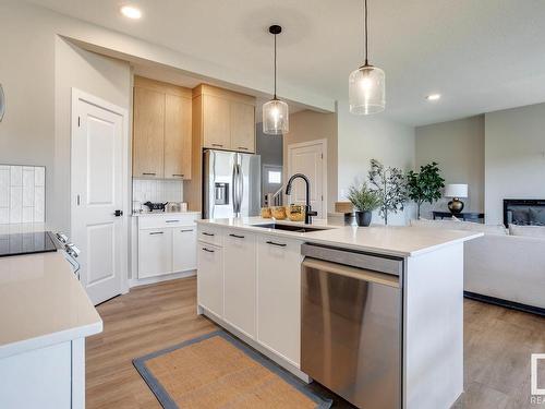 29 Waverly Way, Fort Saskatchewan, AB - Indoor Photo Showing Kitchen With Upgraded Kitchen