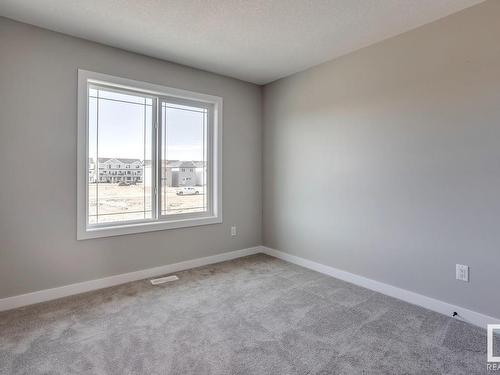 29 Waverly Way, Fort Saskatchewan, AB - Indoor Photo Showing Other Room