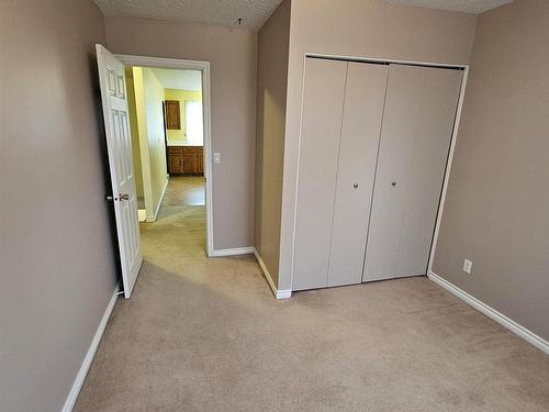 5427 43 Avenue, Drayton Valley, AB - Indoor Photo Showing Other Room