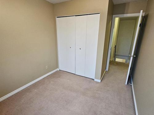 5427 43 Avenue, Drayton Valley, AB - Indoor Photo Showing Other Room