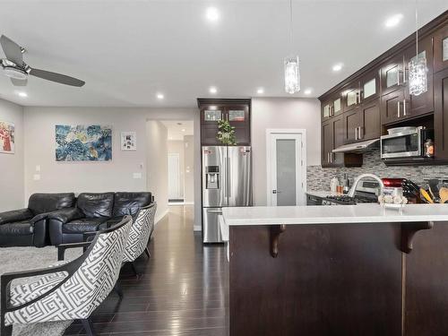 2504 22 Avenue Nw, Edmonton, AB - Indoor Photo Showing Kitchen With Upgraded Kitchen