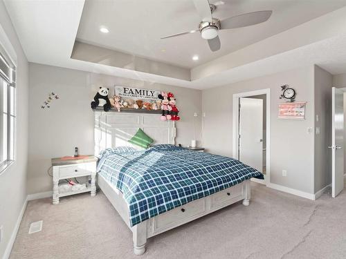 2504 22 Avenue Nw, Edmonton, AB - Indoor Photo Showing Bedroom