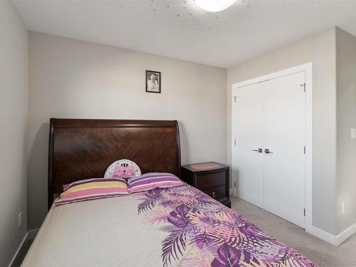 2504 22 Avenue Nw, Edmonton, AB - Indoor Photo Showing Bedroom