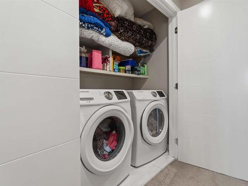 2504 22 Avenue Nw, Edmonton, AB - Indoor Photo Showing Laundry Room