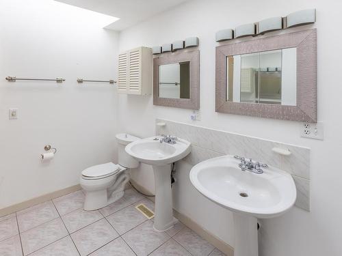 158 22106 South Cooking Lake Road, Rural Strathcona County, AB - Indoor Photo Showing Bathroom