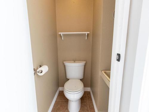 158 22106 South Cooking Lake Road, Rural Strathcona County, AB - Indoor Photo Showing Bathroom