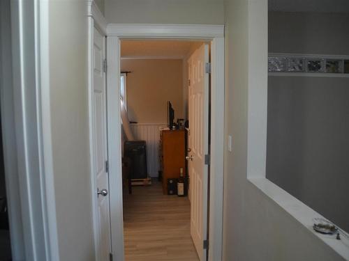 Edmonton, AB - Indoor Photo Showing Other Room