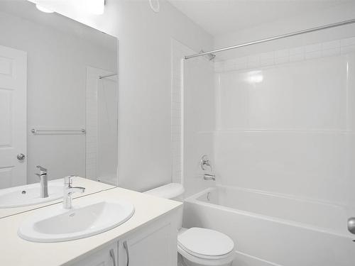 2025 209A Street, Edmonton, AB - Indoor Photo Showing Bathroom