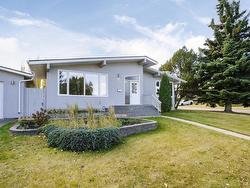 14719 59 AV NW  Edmonton, AB T6H 4T5