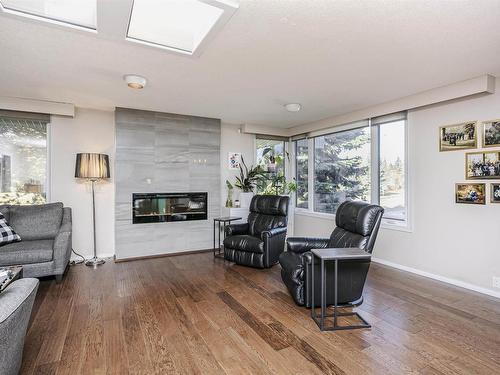 14719 59 Avenue, Edmonton, AB - Indoor Photo Showing Living Room With Fireplace