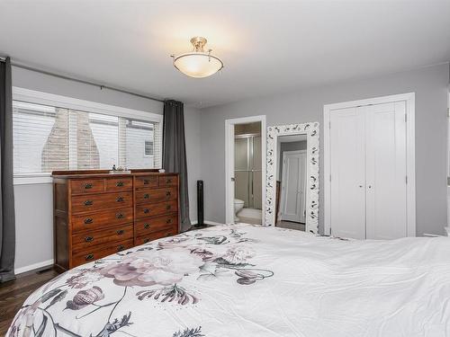 14719 59 Avenue, Edmonton, AB - Indoor Photo Showing Bedroom