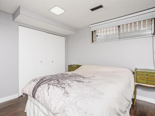 14719 59 Avenue, Edmonton, AB - Indoor Photo Showing Bedroom