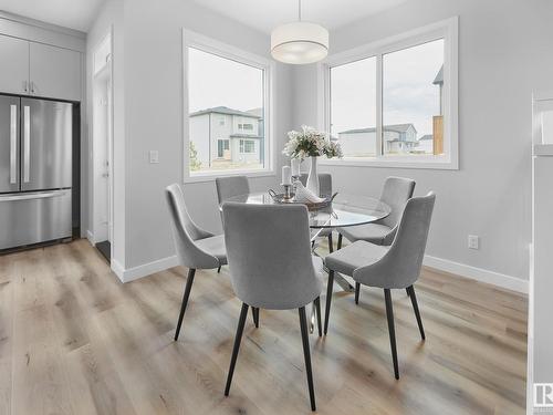 3330 Erlanger Bend Bend, Edmonton, AB - Indoor Photo Showing Dining Room