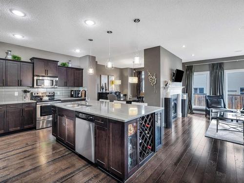 11506 16A Avenue, Edmonton, AB - Indoor Photo Showing Kitchen With Upgraded Kitchen