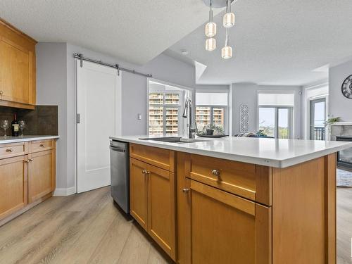 403 9020 Jasper Avenue, Edmonton, AB - Indoor Photo Showing Kitchen