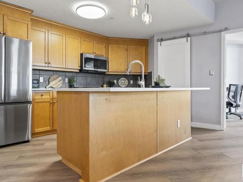 403 9020 Jasper Avenue, Edmonton, AB - Indoor Photo Showing Kitchen