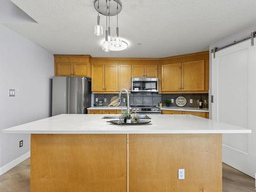 403 9020 Jasper Avenue, Edmonton, AB - Indoor Photo Showing Kitchen