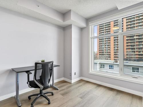 403 9020 Jasper Avenue, Edmonton, AB - Indoor