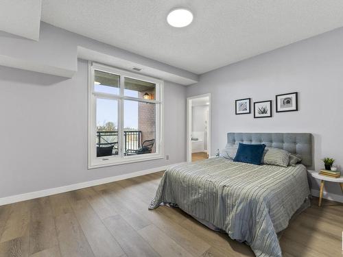 403 9020 Jasper Avenue, Edmonton, AB - Indoor Photo Showing Bedroom