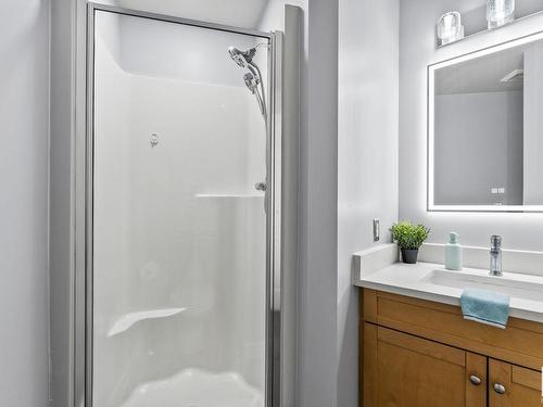 403 9020 Jasper Avenue, Edmonton, AB - Indoor Photo Showing Bathroom