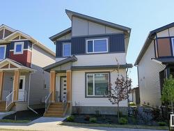 1708 25 ST NW  Edmonton, AB T6T 2J1