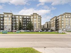 #2-106 4245 139 AV NW  Edmonton, AB T6R 0W3