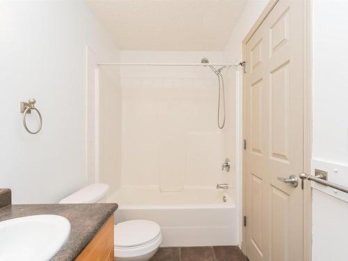 2-106 4245 139 Avenue, Edmonton, AB - Indoor Photo Showing Bathroom