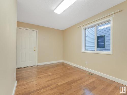 11307 10 Avenue, Edmonton, AB - Indoor Photo Showing Other Room