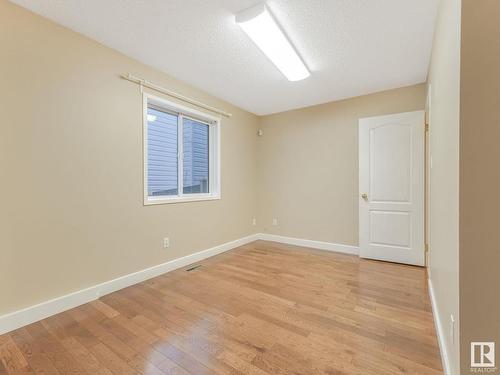 11307 10 Avenue, Edmonton, AB - Indoor Photo Showing Other Room