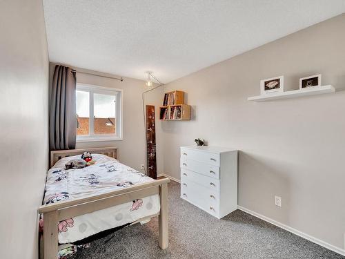 11127 157A Avenue, Edmonton, AB - Indoor Photo Showing Bedroom