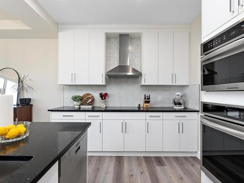 398 Bluff Cove, Leduc, AB - Indoor Photo Showing Kitchen