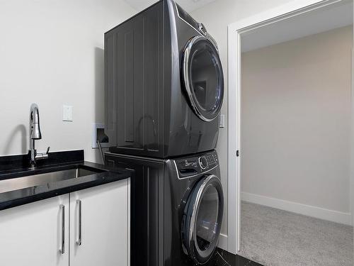 398 Bluff Cove, Leduc, AB - Indoor Photo Showing Laundry Room