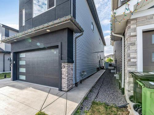 2132 20 Av Nw, Edmonton, AB 