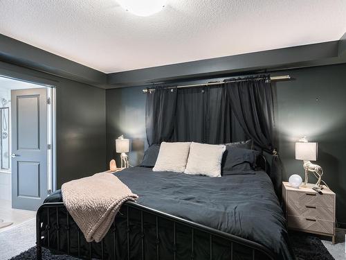 22406 99A Avenue, Edmonton, AB - Indoor Photo Showing Bedroom