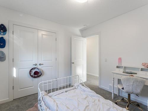 22406 99A Avenue, Edmonton, AB - Indoor Photo Showing Bedroom